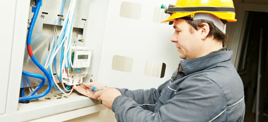What Can an Electrician Do for Your House?