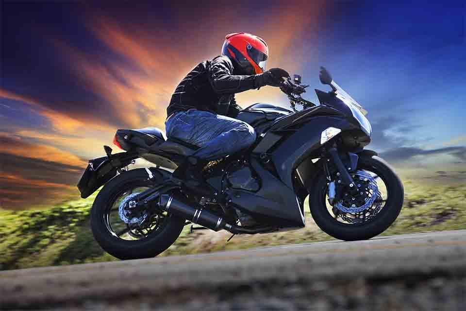 Not Sure How To Get Your Sports Bike Insured? Here’s How